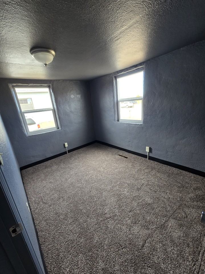 1320 E Ash St #NA - Photo 2 of 15