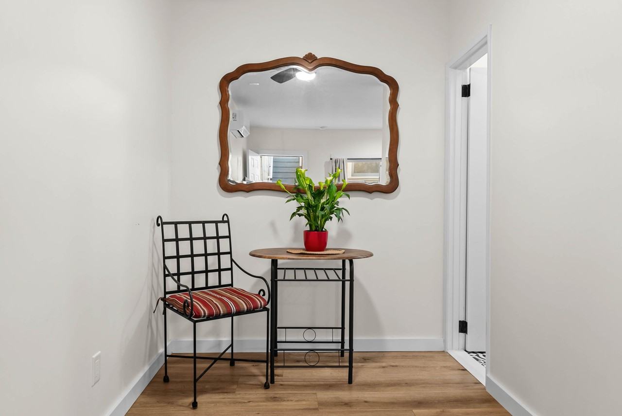 732 Poli St #2 - Photo 5 of 17