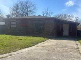 featured image of 12247 Leonidas Dr #1