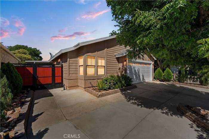 2701 Juniper Dr #NA - Photo 2 of 18