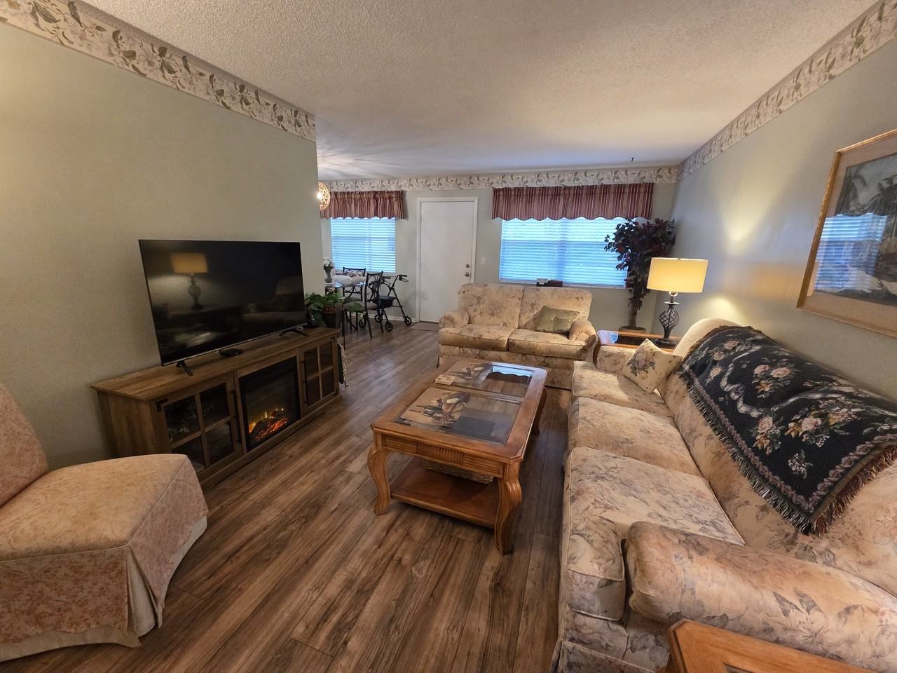 4 Lake Vista Trl #105 - Photo 6 of 12