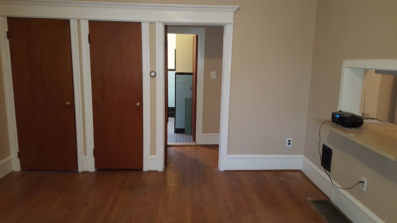 225 Wyoming Ave #A - Photo 4 of 16