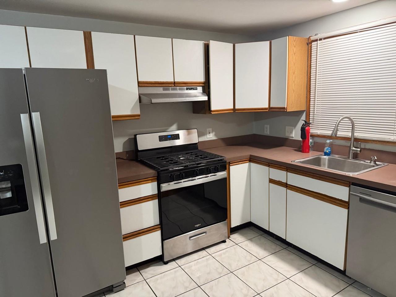 61 Tracey St #2 - Photo 4 of 17