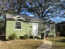 featured image of 5736 Breckenridge Ave #1