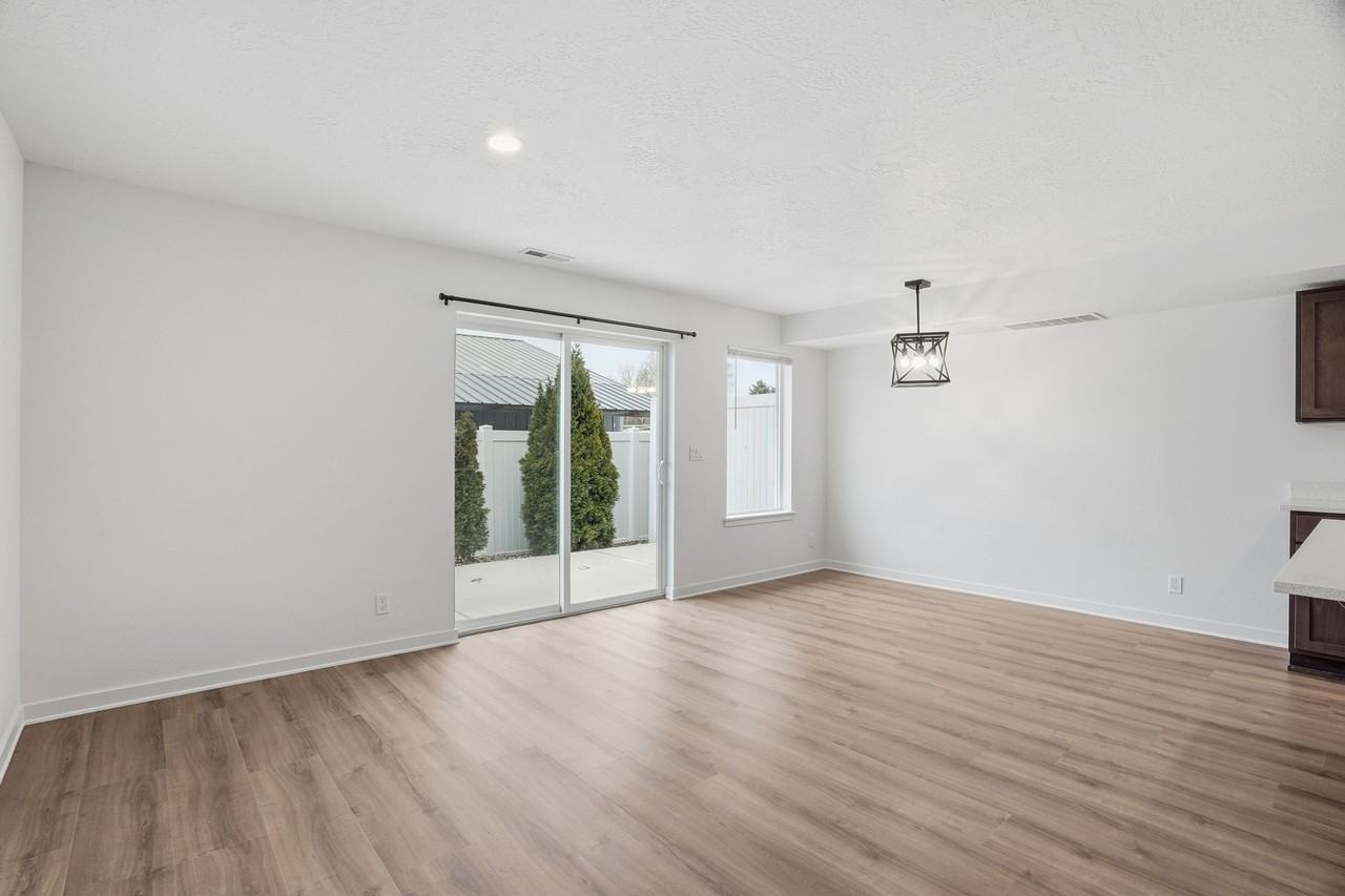 1506 N Michigan Ln #1 - Photo 3 of 20