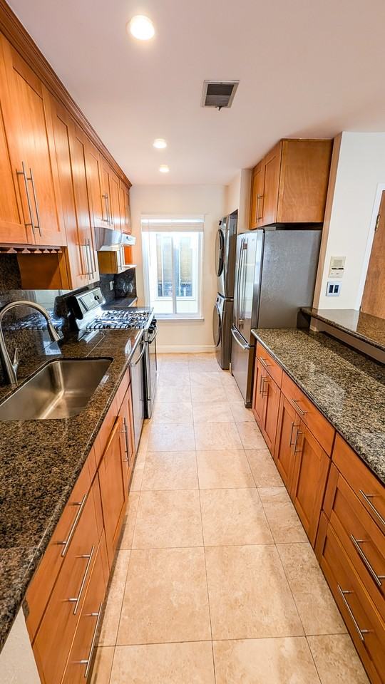 3321 26th St #3 - Photo 4 of 13