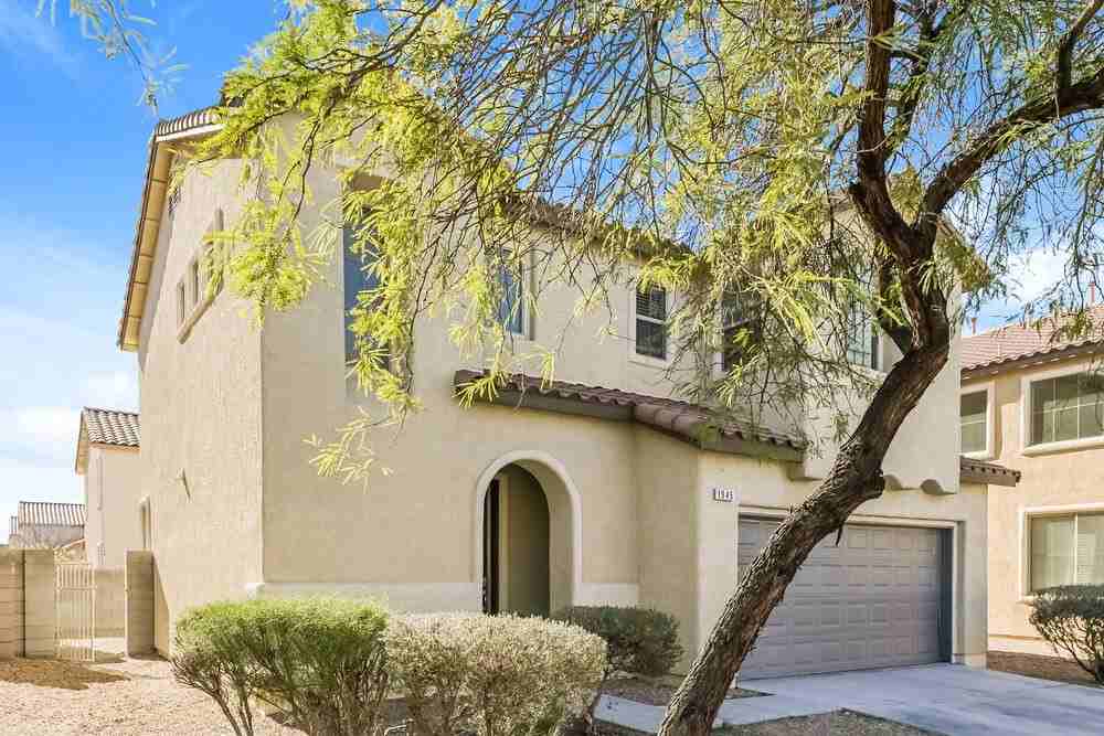 1945 Barrel Oak Ave - Photo 4 of 17