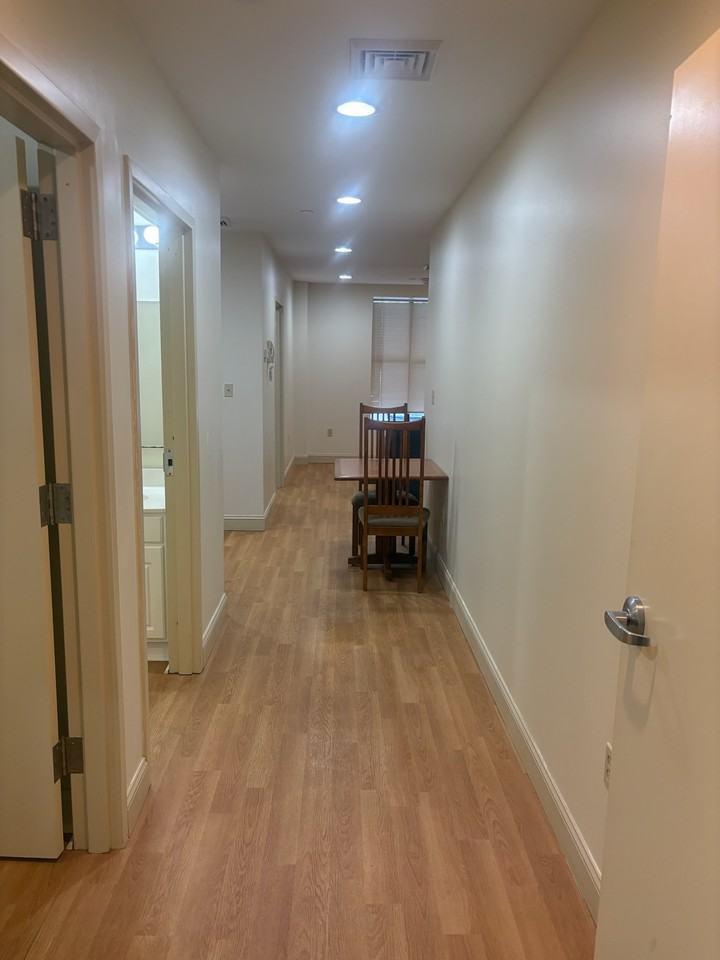 900 900 James AvenueUnit 1107 #1107 - Photo 2 of 42