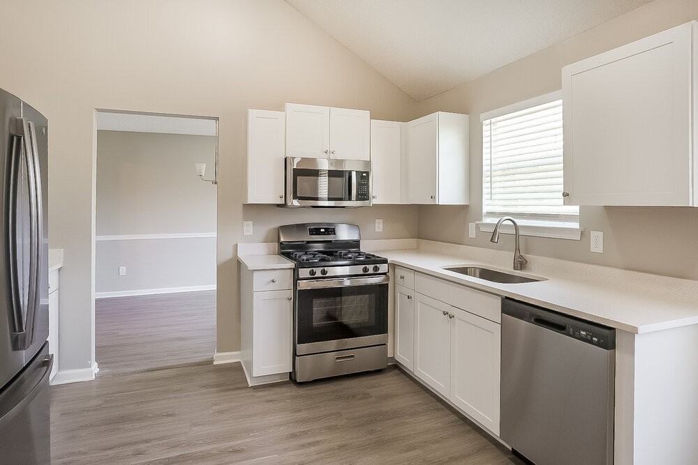 6926 Silver Grass Ct - Photo 7 of 17