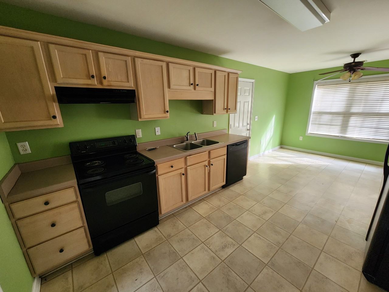 281 Birch Valley Dr #1 - Photo 3 of 12