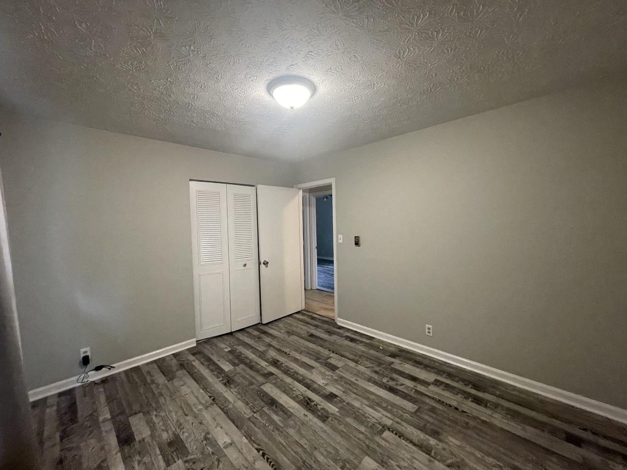 213 Jean St #1 - Photo 5 of 8