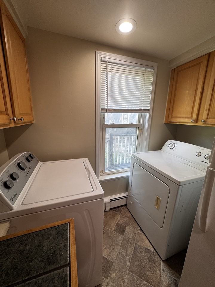 410 Washtenaw Rd #1ROOMS - Photo 3 of 16