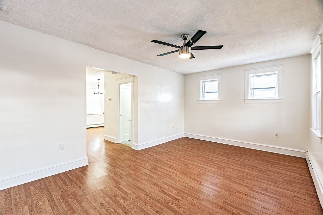 2700 N Madison St - Photo 6 of 12