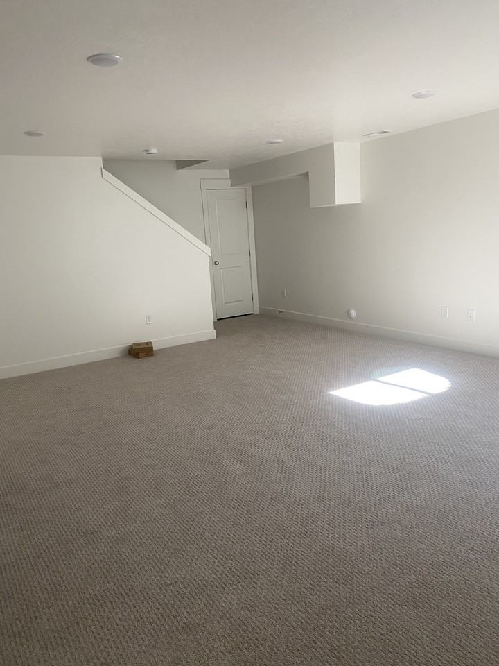 674 Wn - Photo 2 of 7