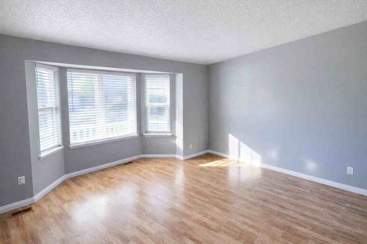 1917 S 1575 W - Photo 5 of 31