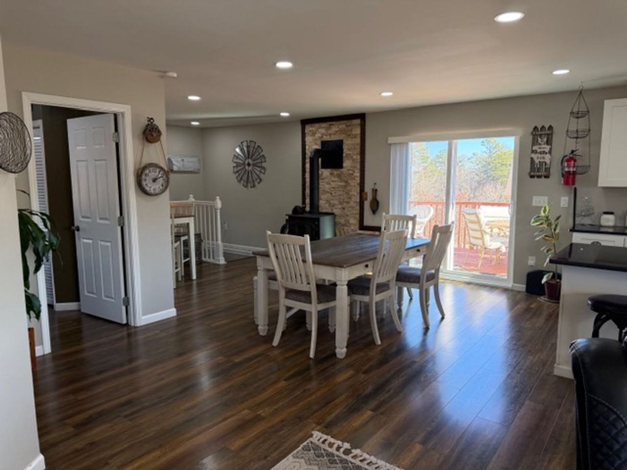 1232 Harold Patterson Rd - Photo 4 of 30