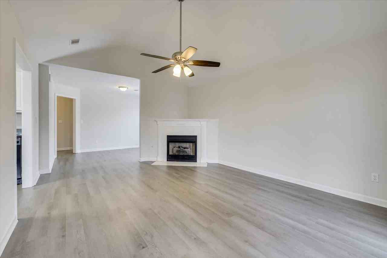 2824 Cranbrook Dr #1 - Photo 7 of 41