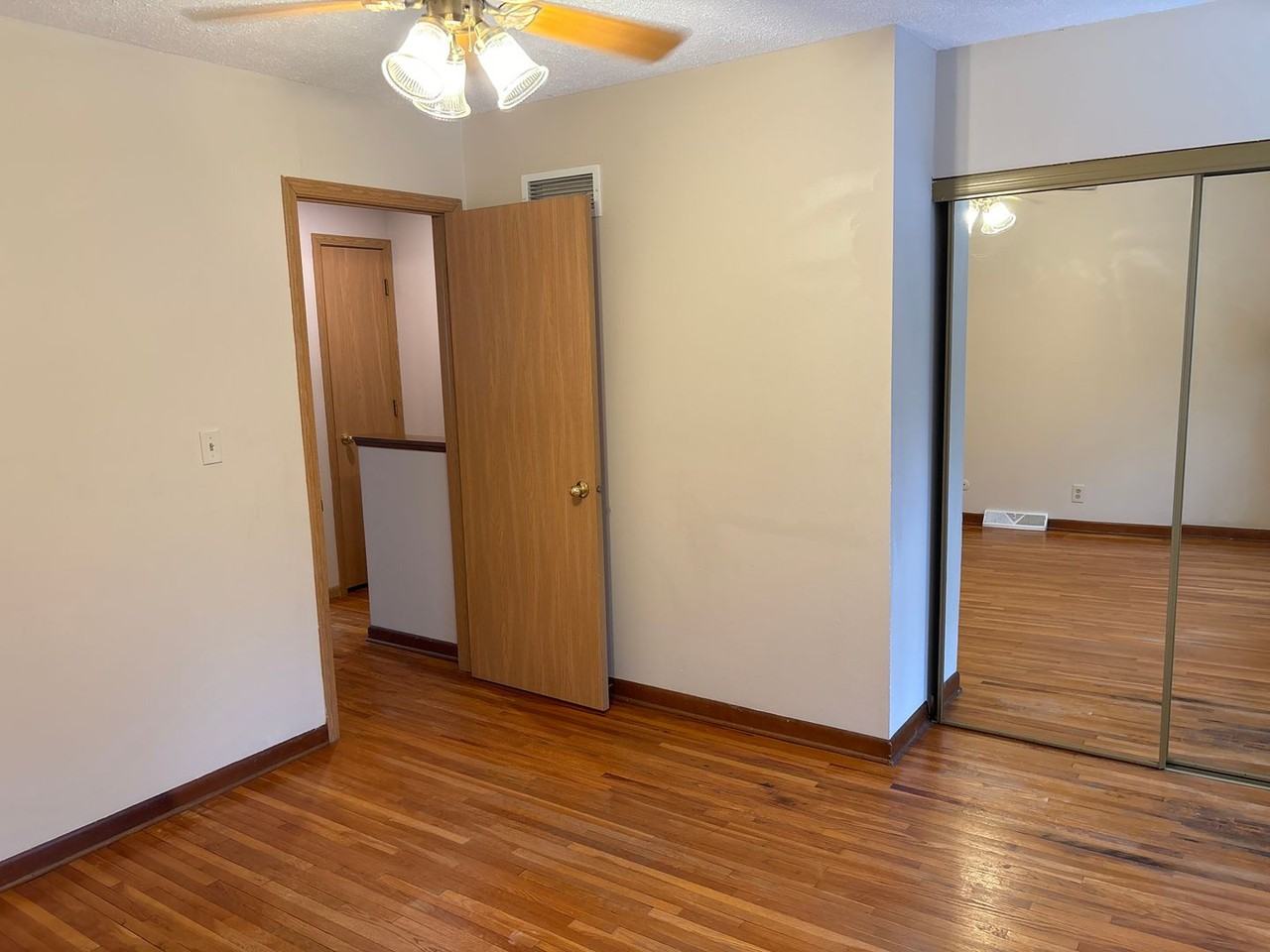 919 N 4th St - Photo 7 of 10