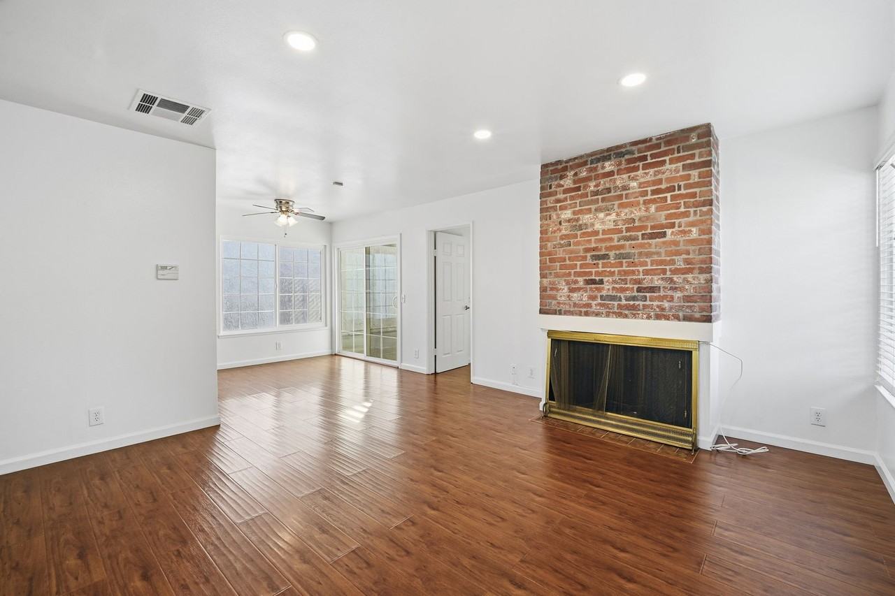 41 Orchard - Photo 6 of 24