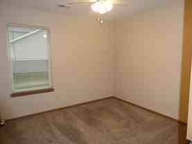 1032 Nw Willow Dr - Photo 1 of 1