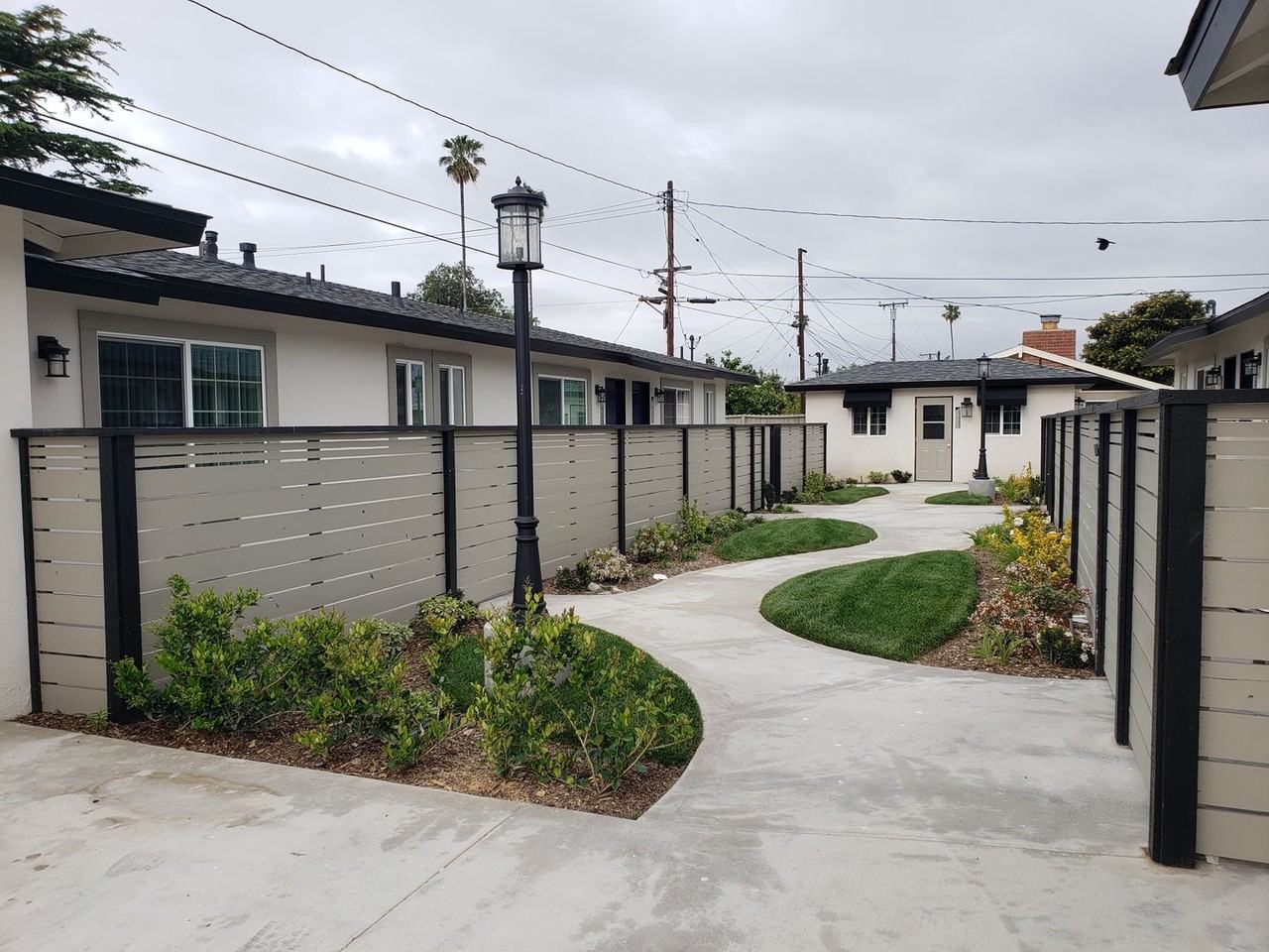 1459 W Almond Ave - Photo 5 of 11