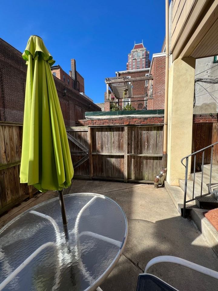 1314 Pine St - Photo 6 of 6