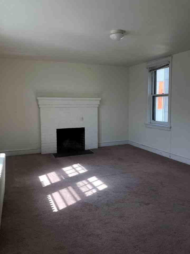 332 S 17th St ## 34 - Photo 3 of 6