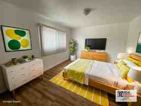 @ M Loukelton (WO) - Photo 1 of 1