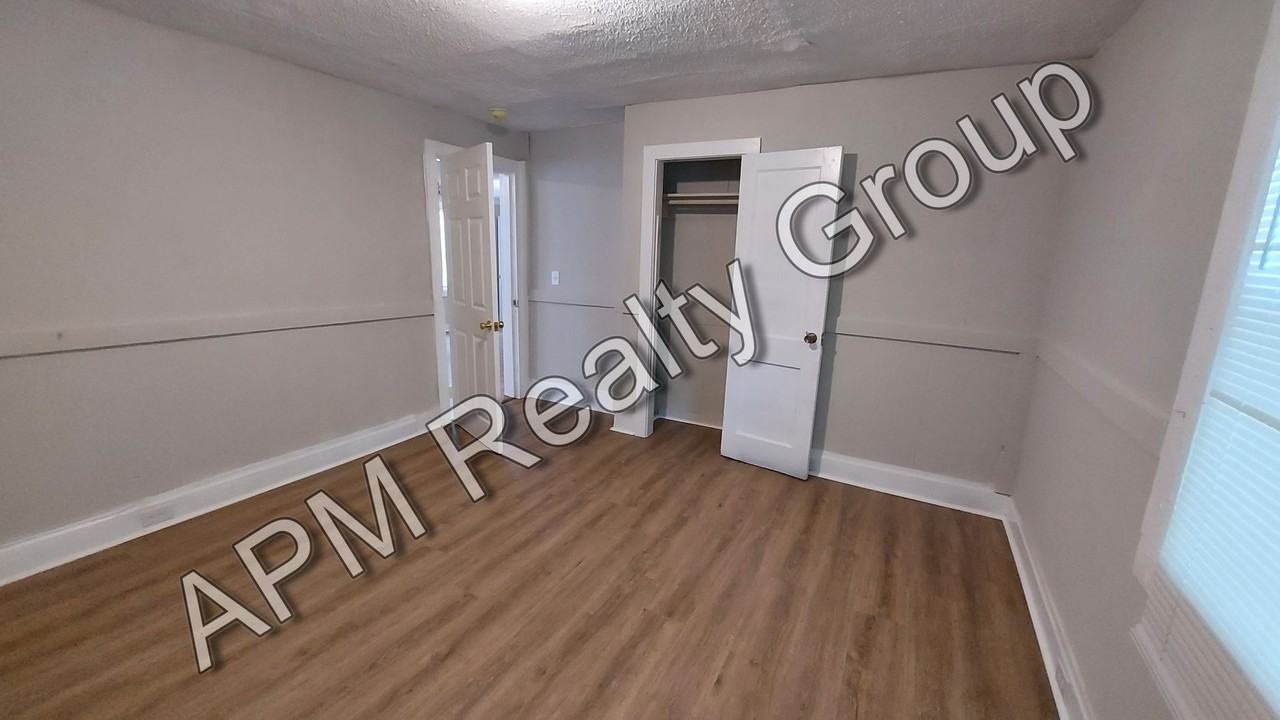 1210 King St - Photo 5 of 17