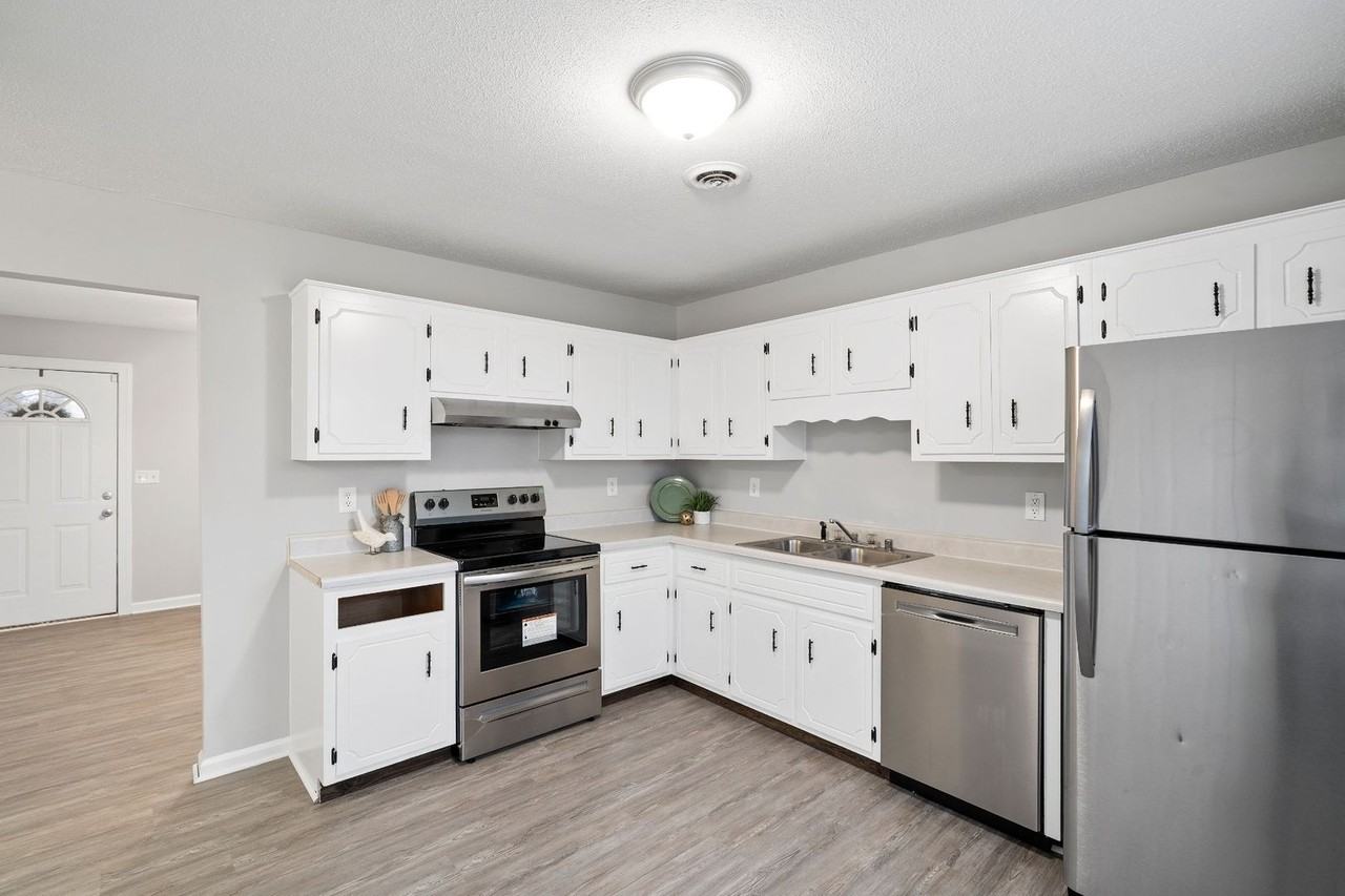 101 Gail St - Photo 7 of 21