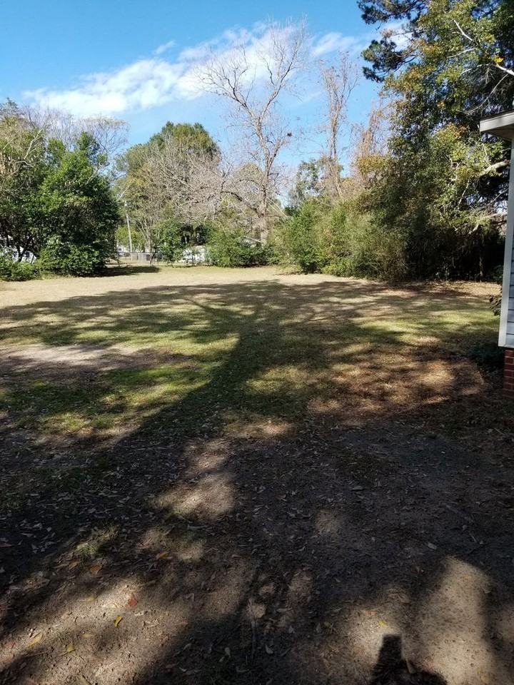 205 Martin St - Photo 2 of 9