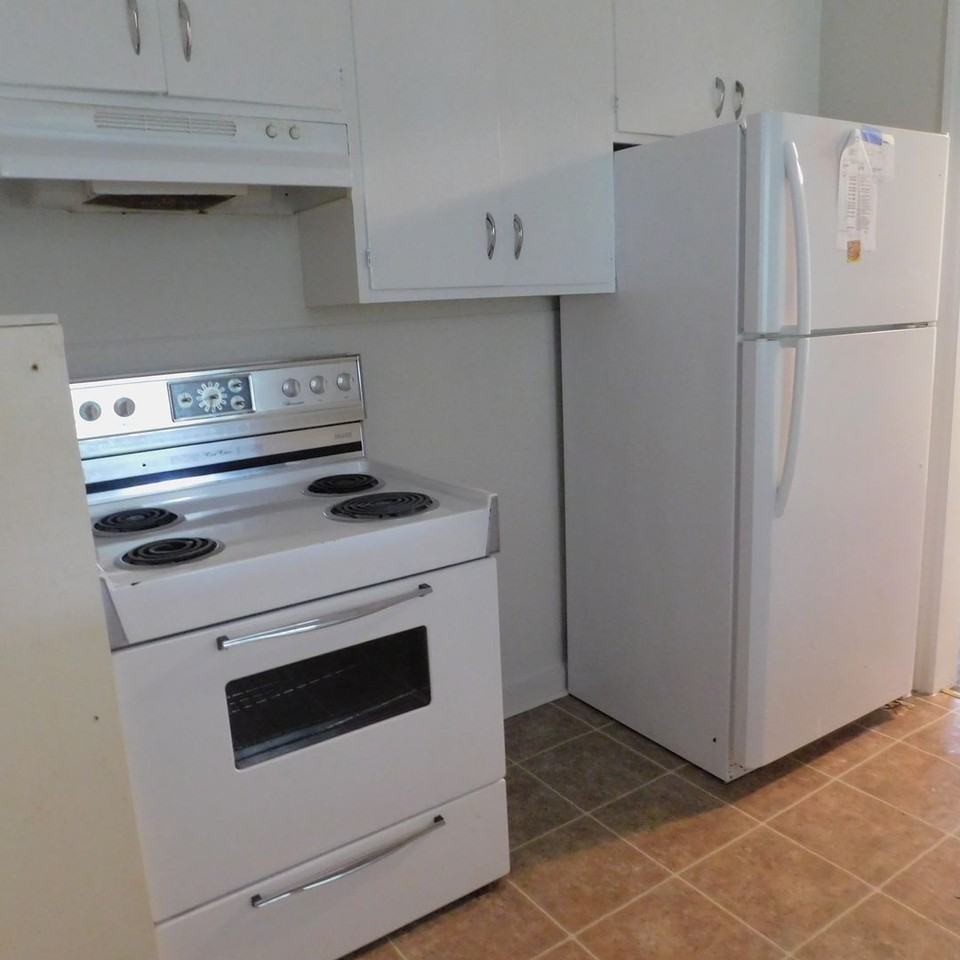 205 Martin St - Photo 7 of 9