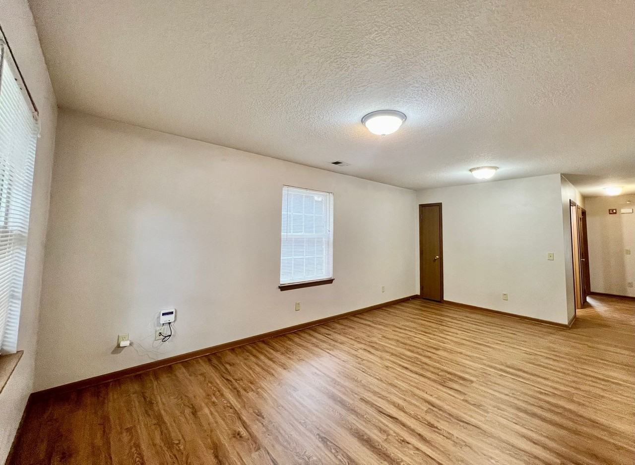 1105 Ratone St #4 - Photo 2 of 12