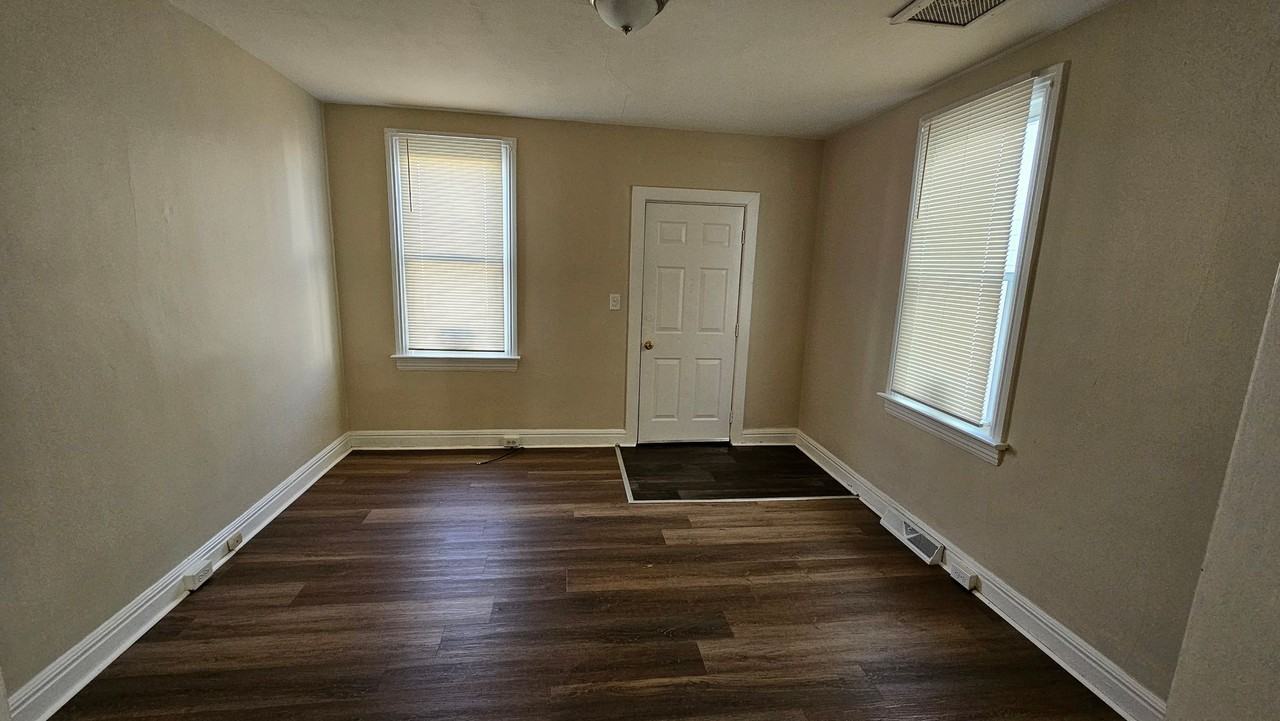 119 Mccomas St - Photo 3 of 14