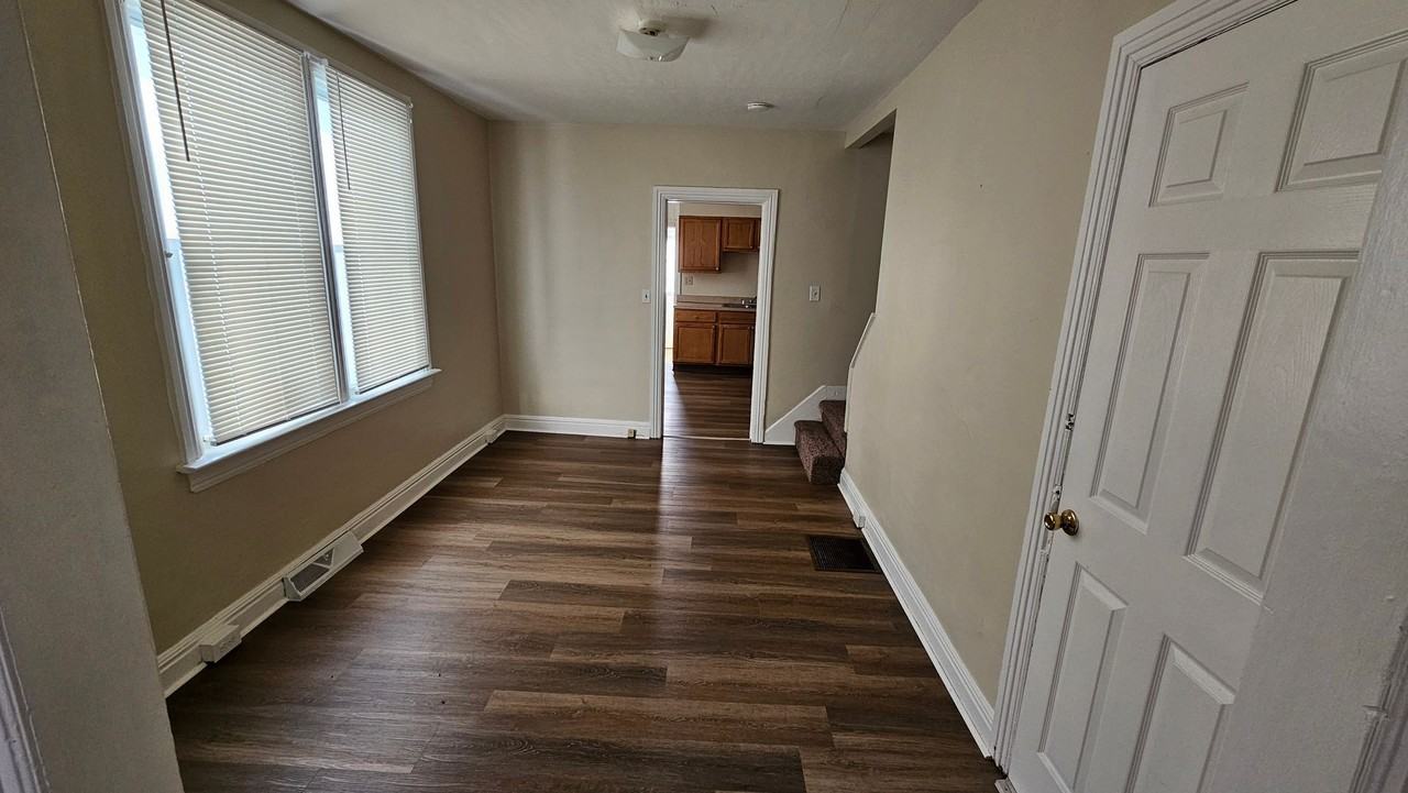 119 Mccomas St - Photo 4 of 14