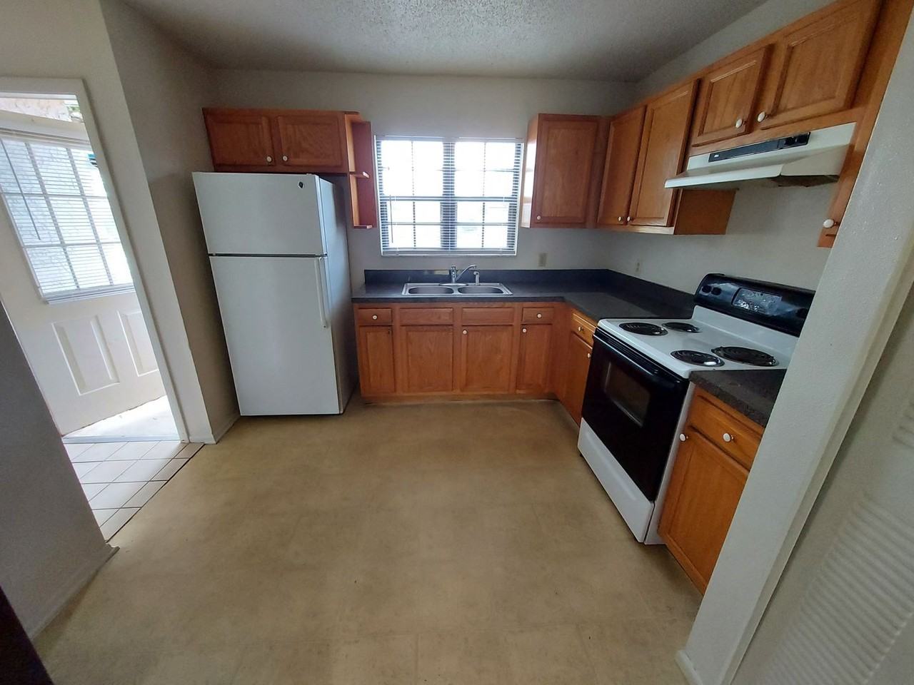 1 Hickory Trak - Photo 2 of 8