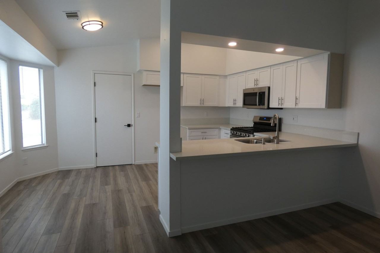 129 Cedar Rd - Photo 3 of 7