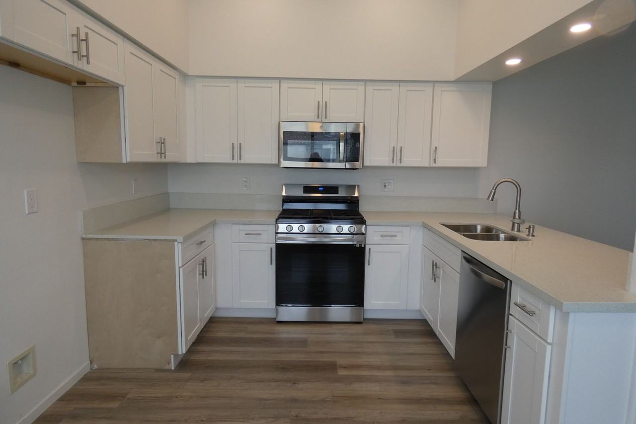 129 Cedar Rd - Photo 4 of 7