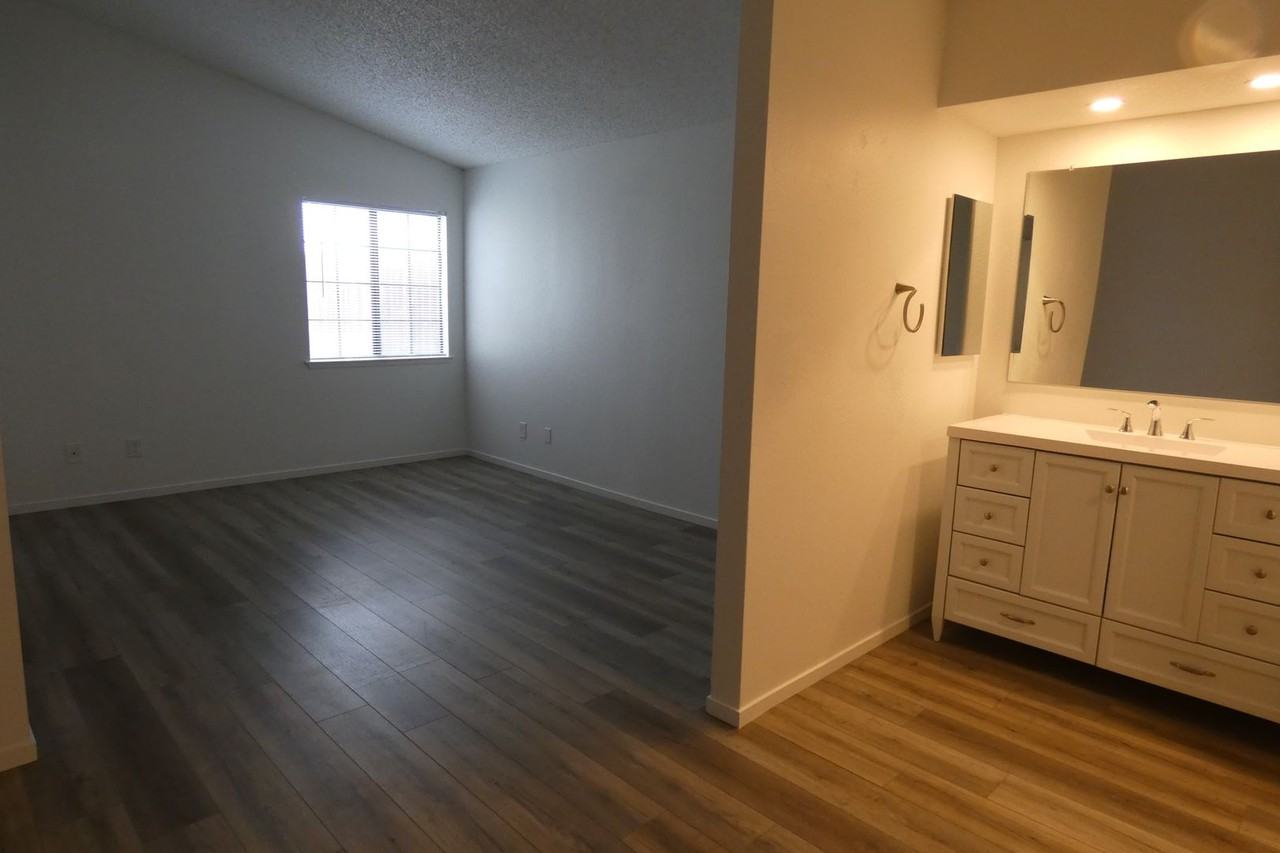 129 Cedar Rd - Photo 6 of 7