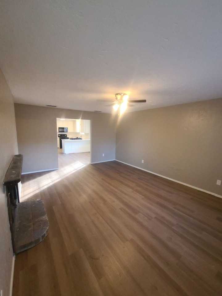 120 Jester Cir - Photo 5 of 13