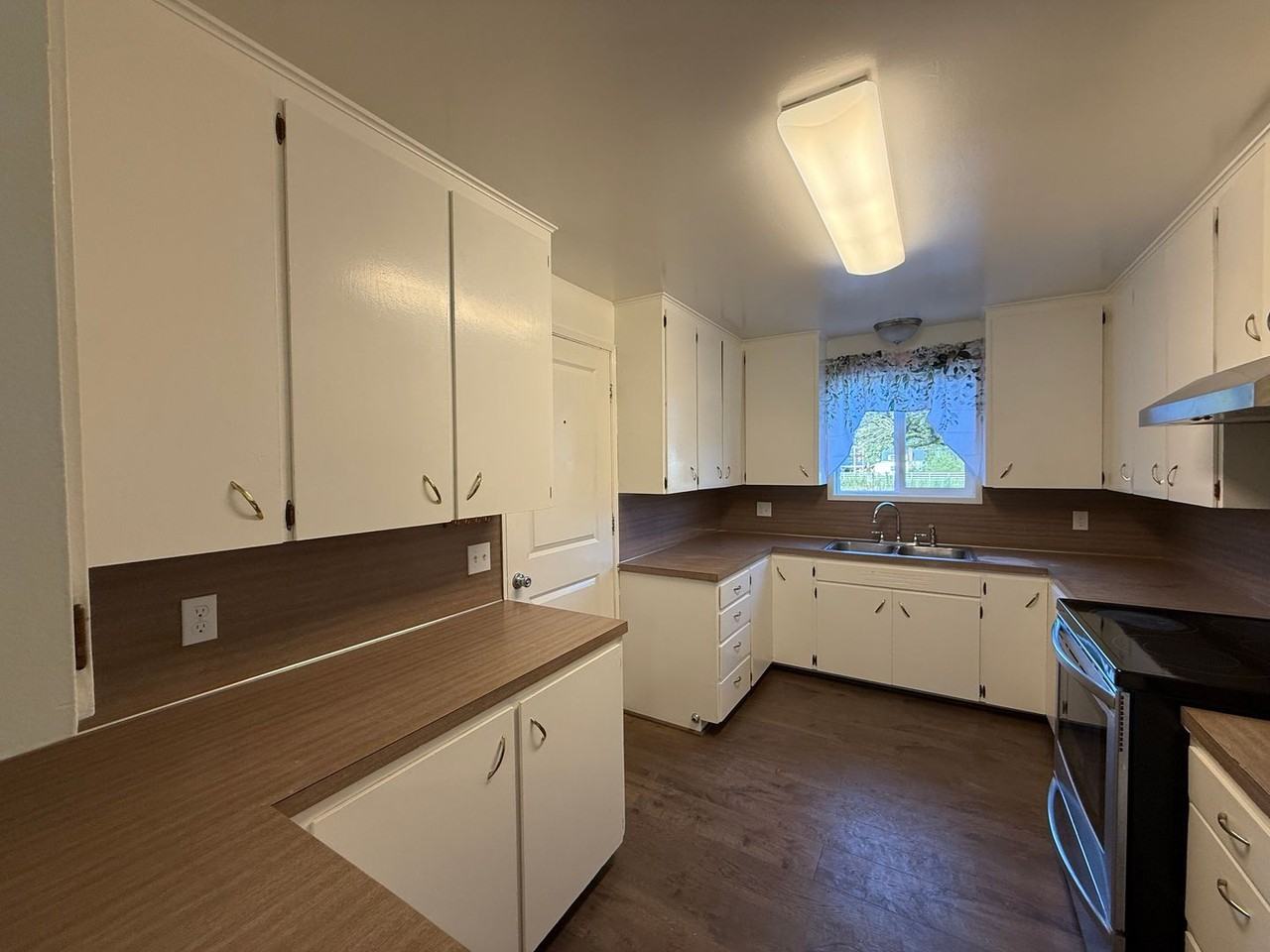 22626 Sofie Rd #B - Photo 2 of 18