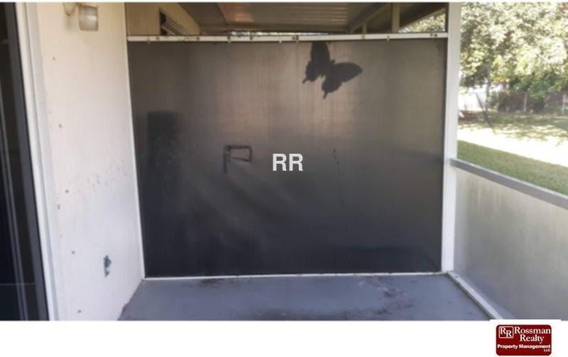 1231 Se 8th Ter - Photo 4 of 13