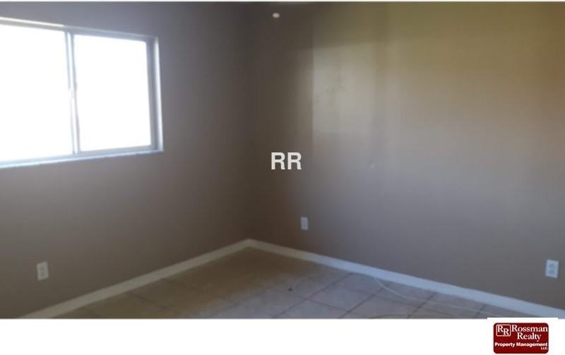 1231 Se 8th Ter - Photo 6 of 13