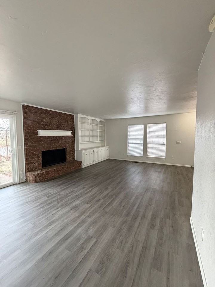 6017 Gaelic Glen Dr - Photo 7 of 23