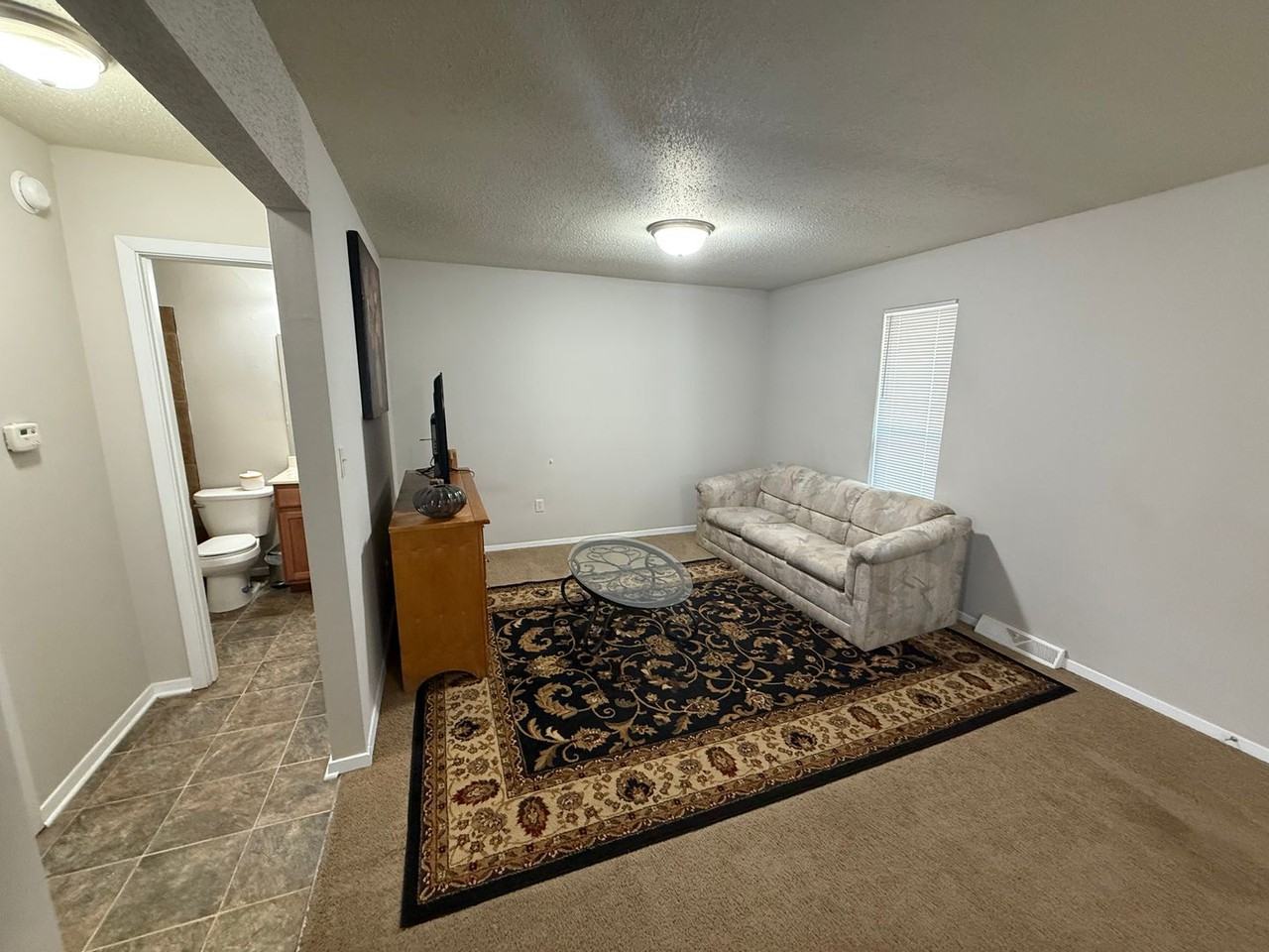 205 Wheaton Ct - Photo 4 of 27