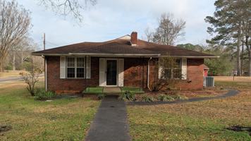 featured image of 640 Blanton Ln