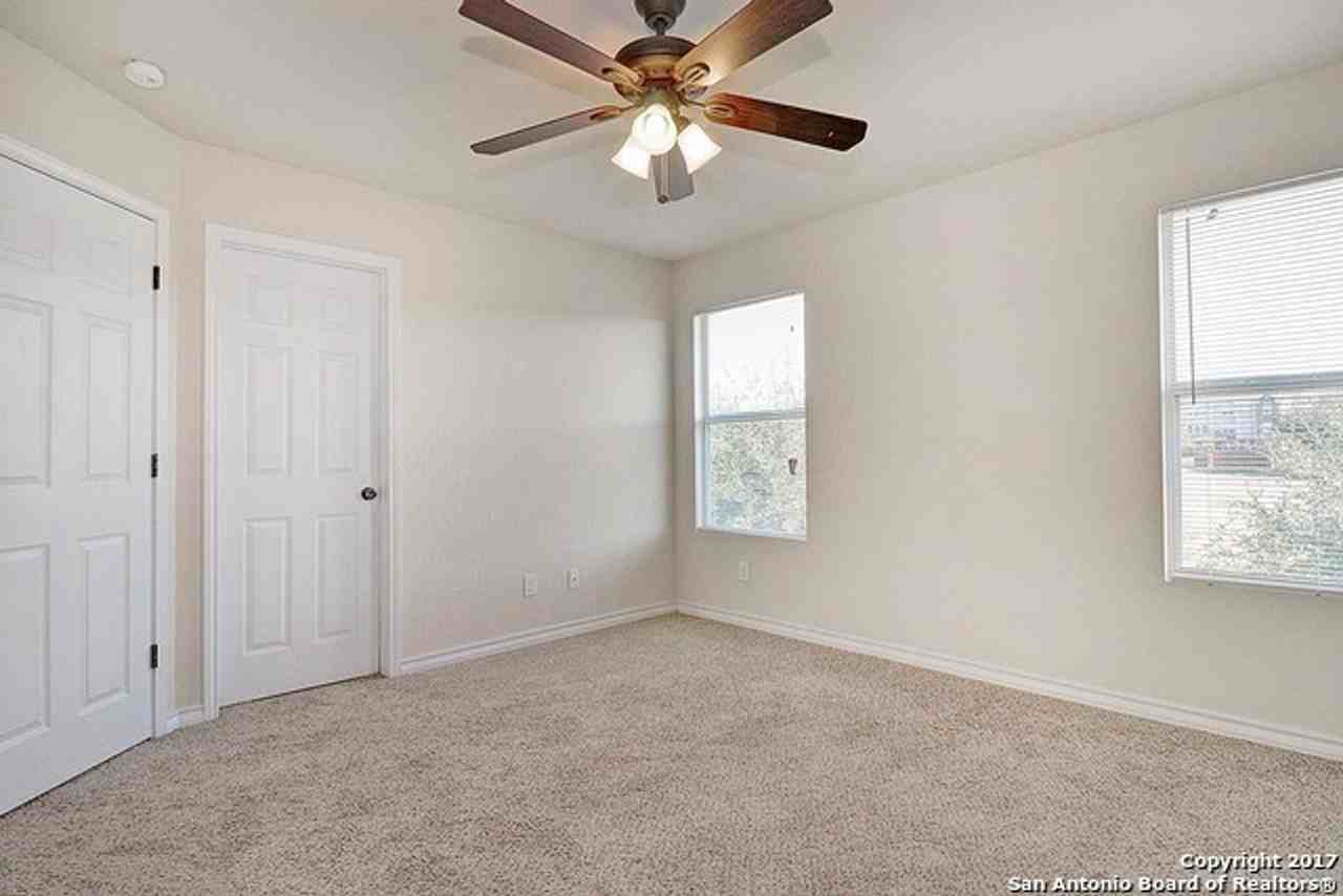 4916 Appleseed Ct - Photo 7 of 50