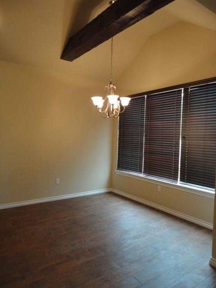 309 Timber Ln - Photo 3 of 14