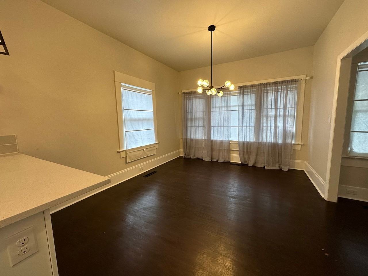 2005 Ne 46th Ave - Photo 5 of 23