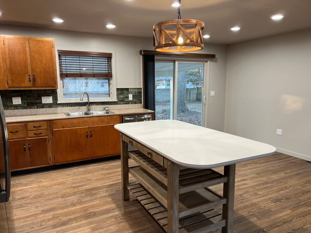 1855 S Valleyroad Ave - Photo 3 of 19